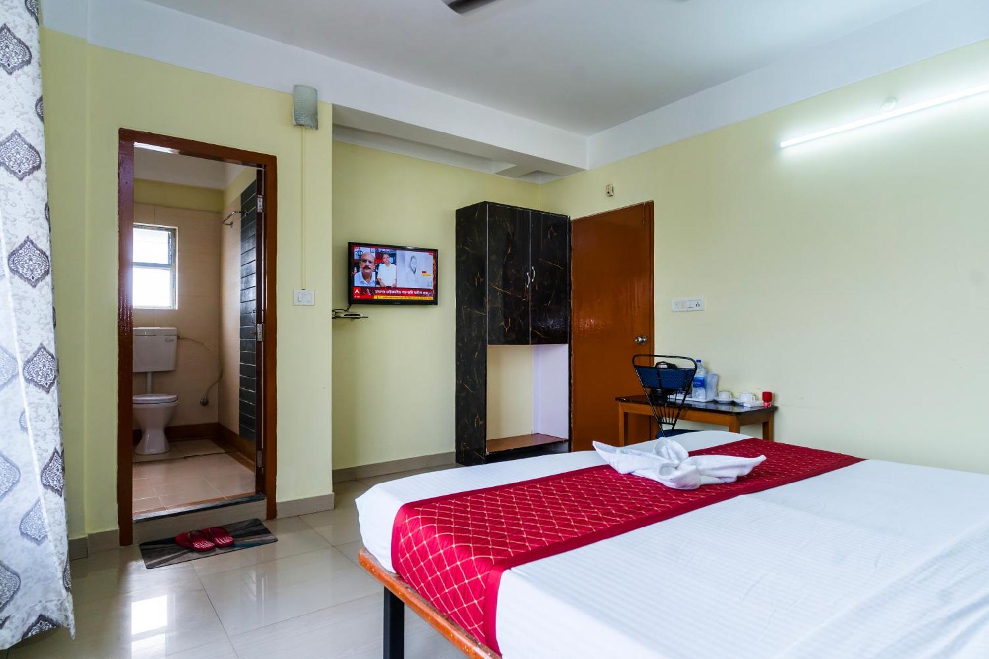 Hotel Niladrii Galaxy Siliguri Exterior foto